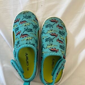 Toddler water shoes, size 8